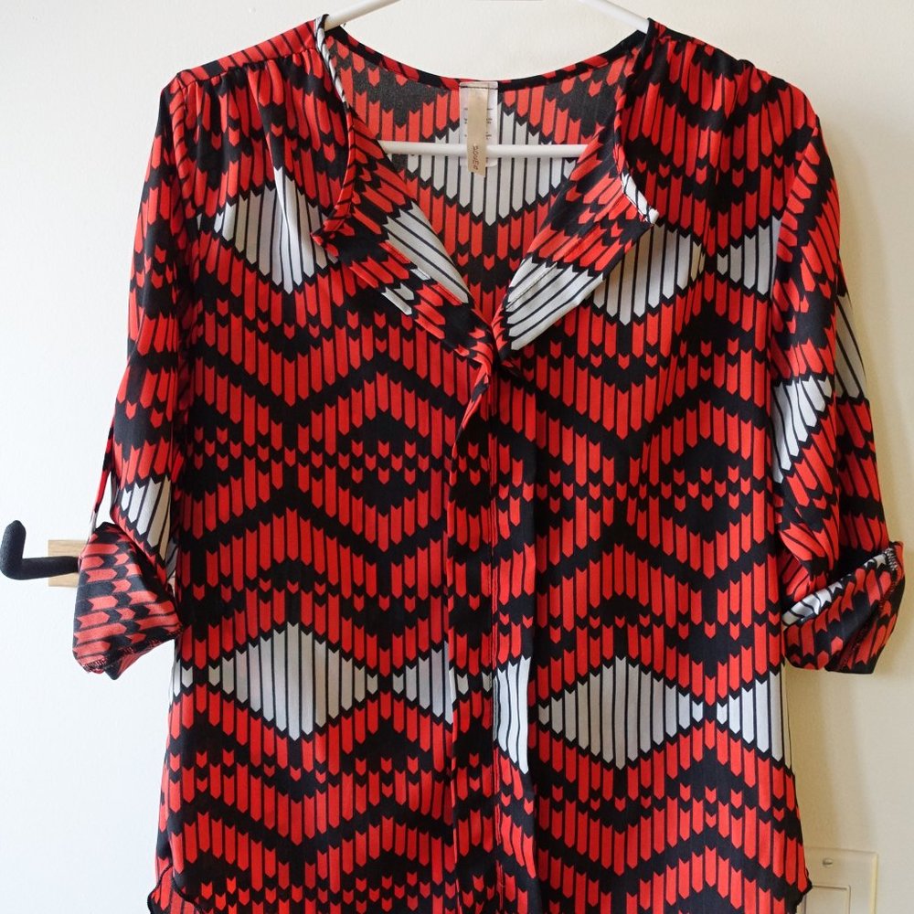Poema geometric red grey black boho tunic top S SM Small